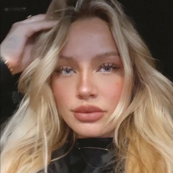 carlygoglin